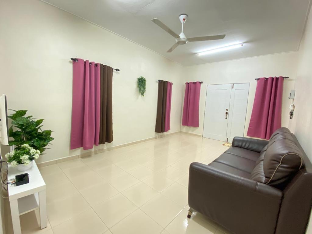 Cms Homestay ألور سيتار المظهر الخارجي الصورة